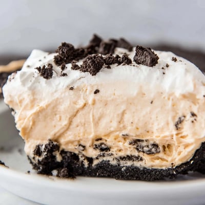 Irresistible Peanut Butter Oreo Pie