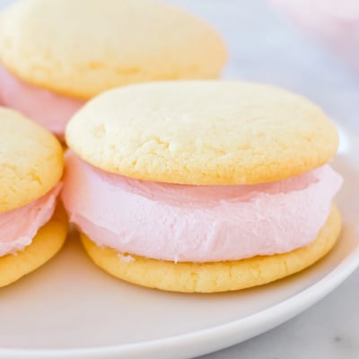 Pastel Sugar Cookie Sandwiches